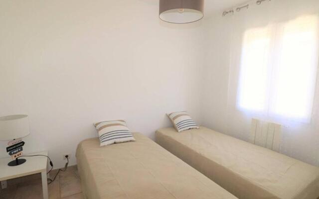 MAISON LE GRAU-DU-ROI, 5 PIèCES, 8 PERSONNES - FR-1-307-157