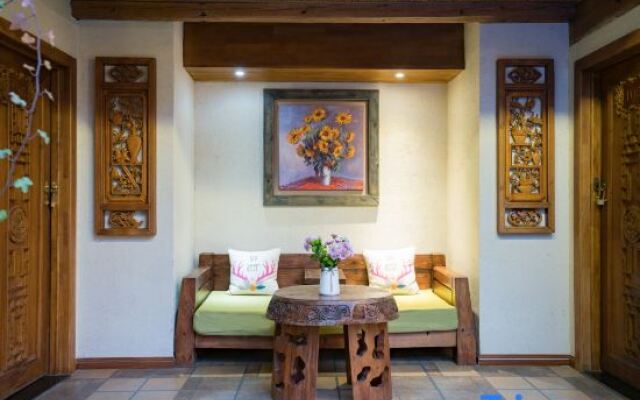 Yishu·designer light luxury vacation B & B