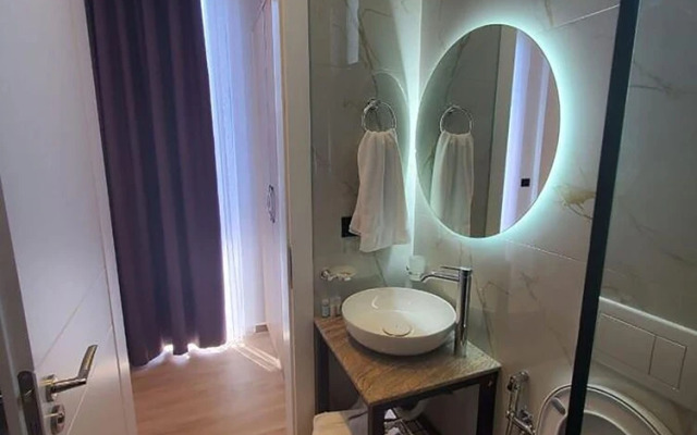 GL Hotel Ksamil