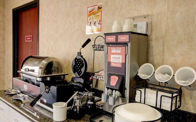 Comfort Inn & Suites