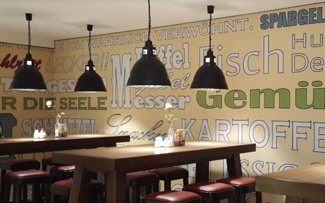 Rasthof & Motel Hermsdorfer Kreuz