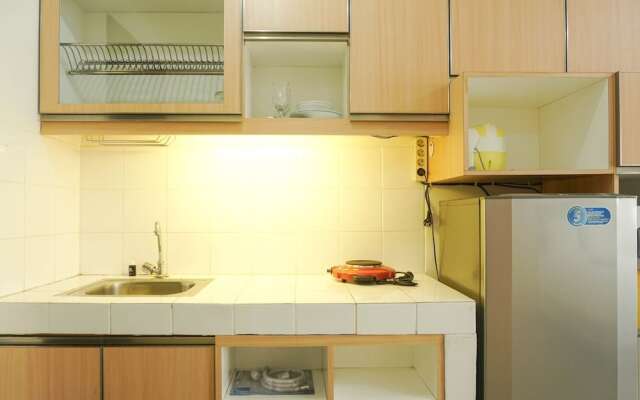 Minimalist Studio Park View Condominium Apartment near Mall