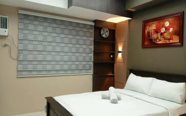 Cozy Manila Condo Retreat With Shared Pool