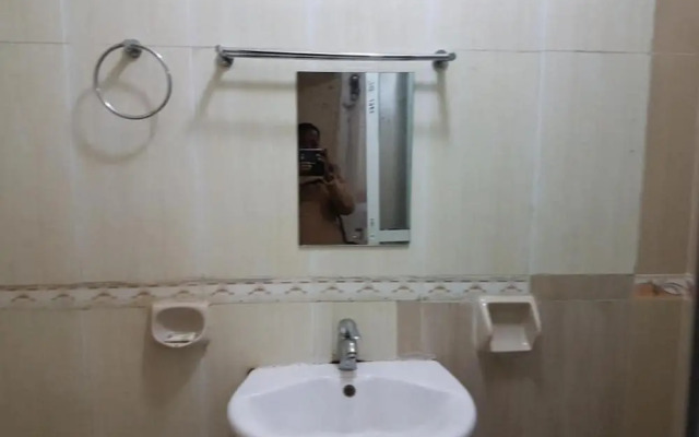 Royal Palm Hotel And Suites