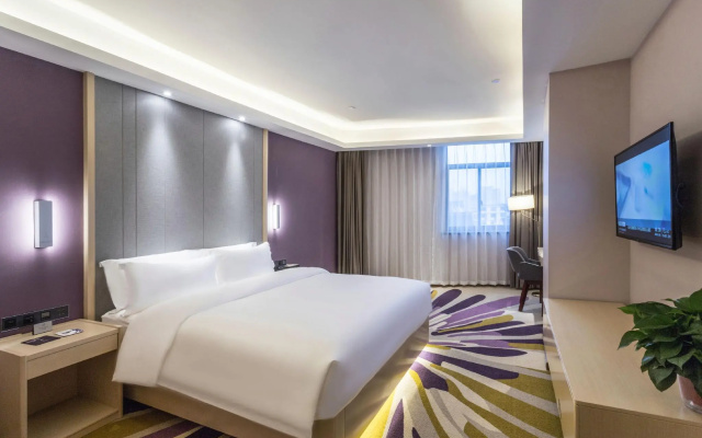 LAVANDE HOTELS Suzhou stone road subway station Shantang Street store – Guest Rooms – Suzhou