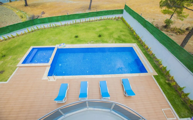 Villa Belen by Akdenizvillam