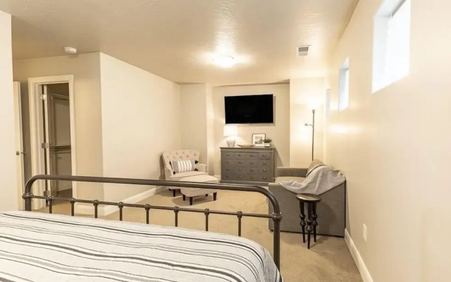 Escondido Escape 3 Bedroom Townhouse