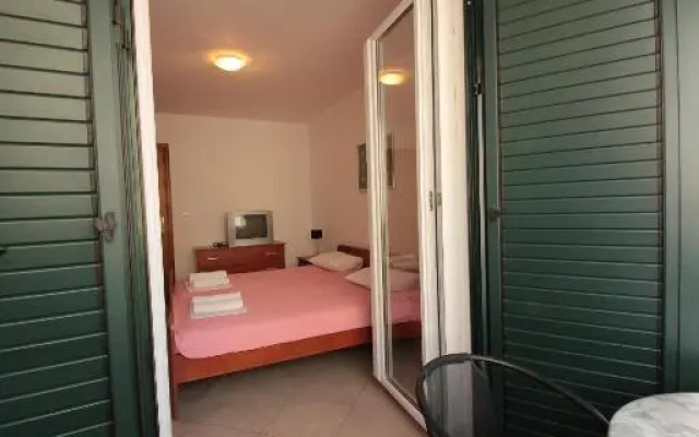 Guest house Zenović