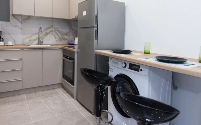 Stylish Brand New Apt at Megaro Mousikis