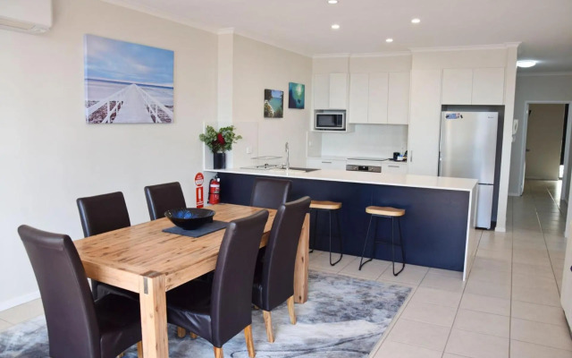 Tradewinds Apartment 4