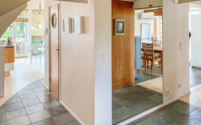 Nice Home in Färjestaden With 3 Bedrooms and Wifi