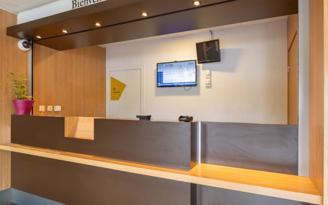 B&B HOTEL Lyon Grand Stade Meyzieu