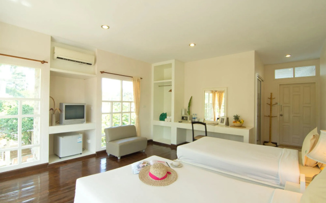 Makathanee Resort