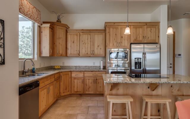 Pointe Of View 3 Bedroom Apts