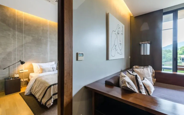 Atta 2-bd Suite OR Pool Penthouse