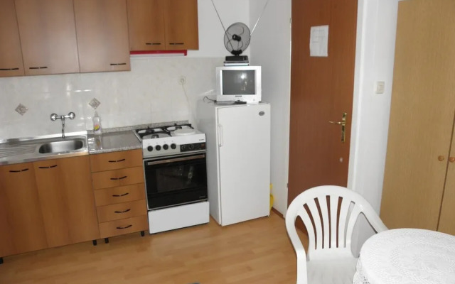 Kuce - 150m From the Beach With Parking - SA2