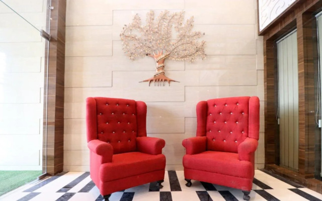 Azaad Lifestyle Hotel by OYO Rooms