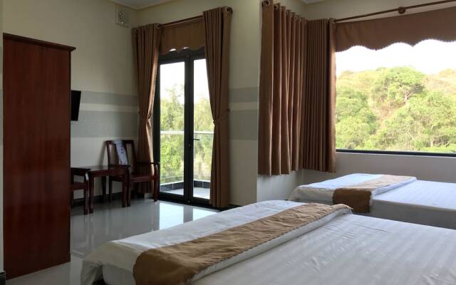 Quang Vinh Motel