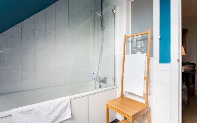 Delightful 1 bed Apartment in Shepherd's Bush