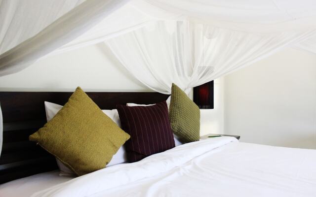 Two Villas Holiday Oriental Style Layan Beach