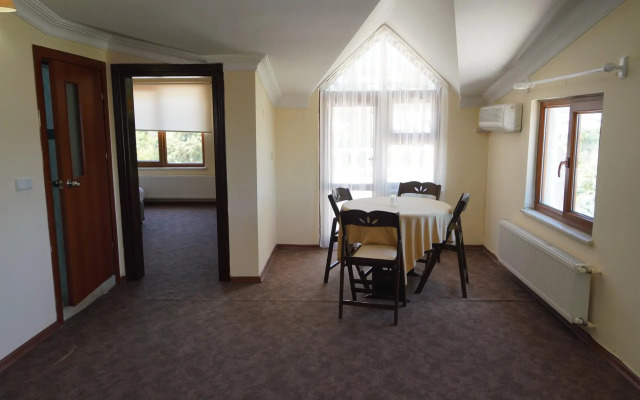 Afrodit Termal Hotel / Gure