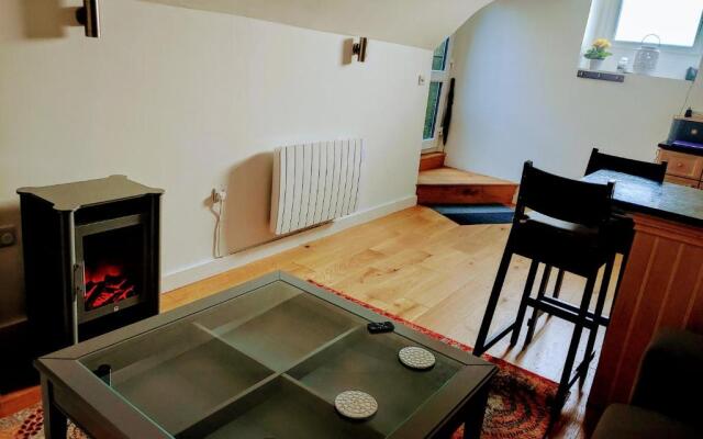 Pell Dell Apartment