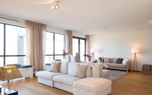 Spacious Modern Apartment in Scheveningen