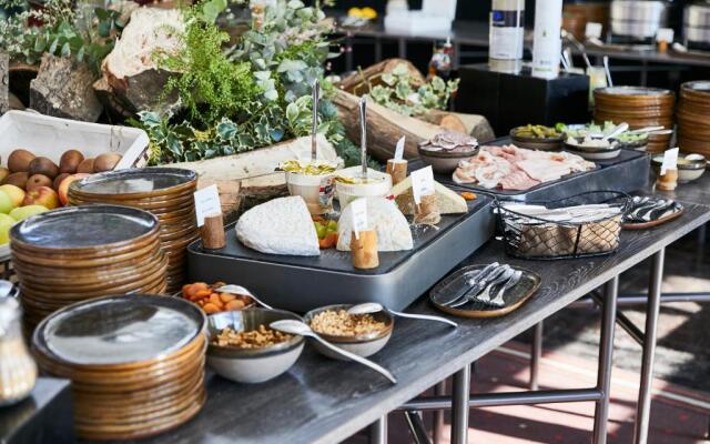 Château de Villiers-le-Mahieu, Les Maisons de Campagne