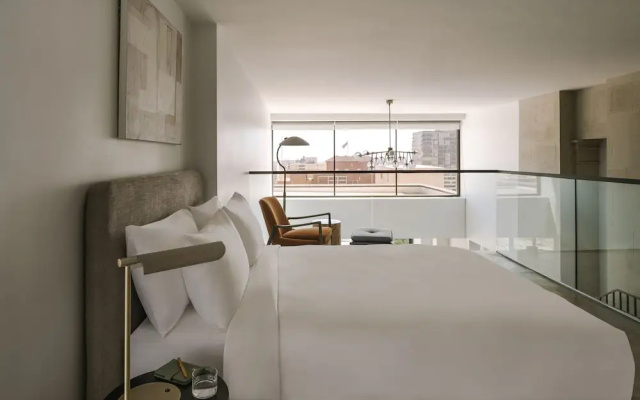 Sonder by Marriott Bonvoy The Winfield Apartments Downtown LA