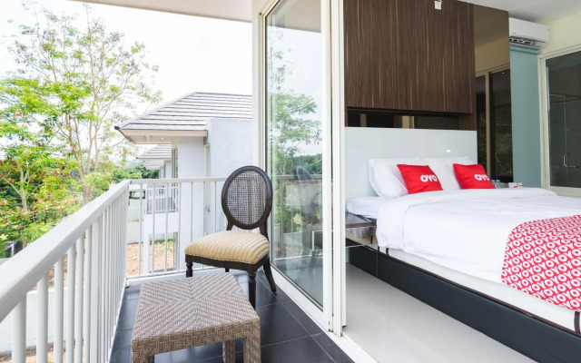 OYO 2001 Taman Dayu Villa Golf View