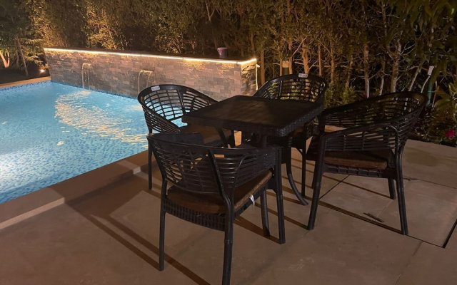 New Giza villa with private pool
