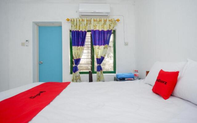 RedDoorz Syariah @ Ndalem Kembang Sore Yogyakarta