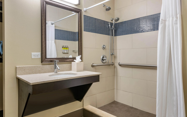 Staybridge Suites St. Petersburg Downtown by IHG
