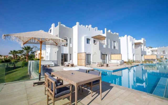 Posh Club by SUNRISE Tucana