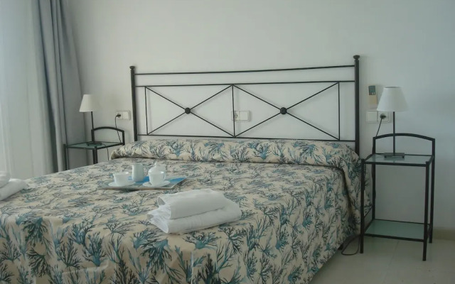 Catalina 3B Apartment Facing the sea