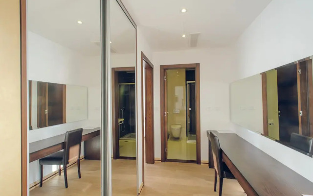 Sky View Luxury Apartments