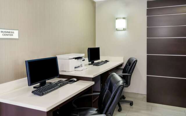 La Quinta Inn & Suites by Wyndham Canton MS