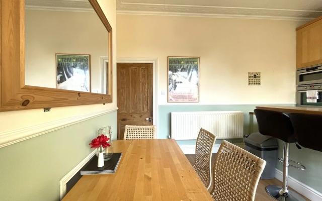 Lovely Victorian Apartment in Clifton Village