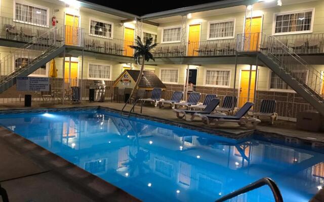Sunrise Inn