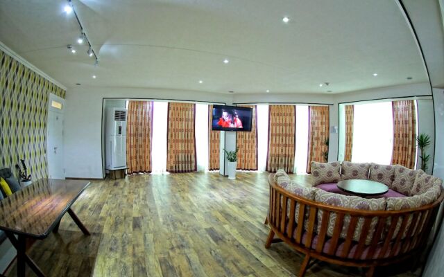MANIJA Hostel
