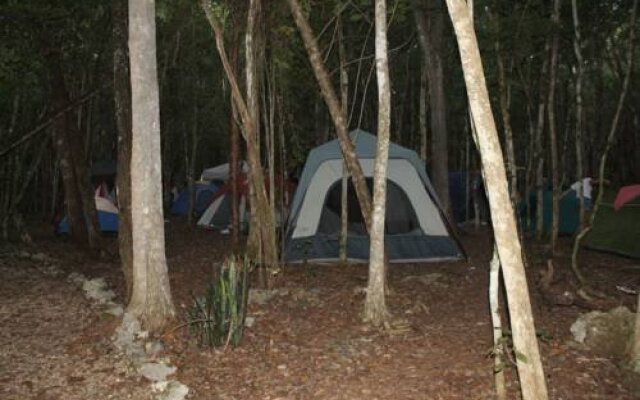 Campamento Yaaxche en Calakmul