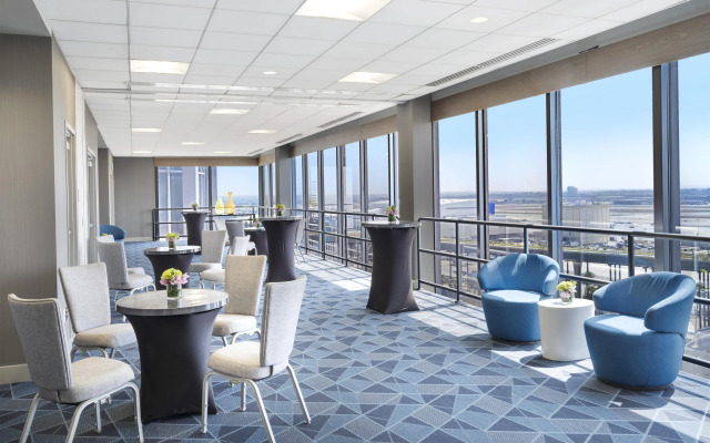 Hyatt Regency Los Angeles International Airport