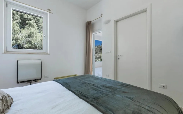 3937 Villa Irene by Barbarhouse