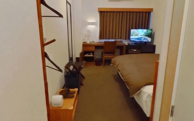 Shirakawa Business Hotel