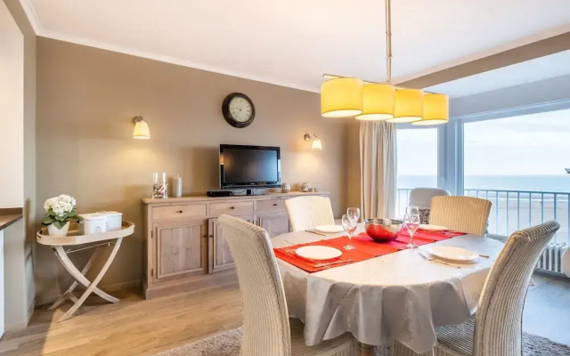 Apartment in Ostend With Stunning Sea View