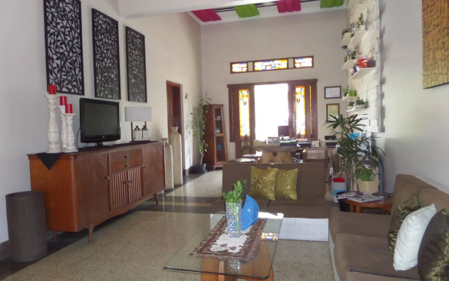 Merbabu Guest House