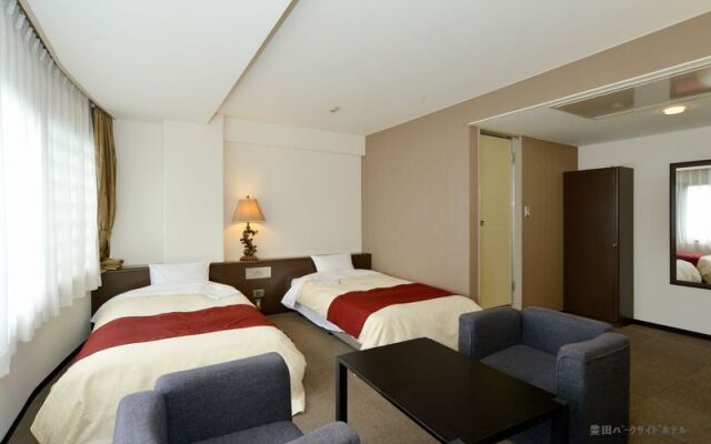 Toyota Park Side Hotel
