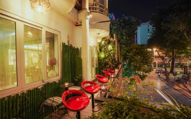 Thang Long Opera Hotel