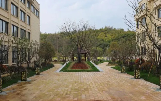 Liangshan Training Center