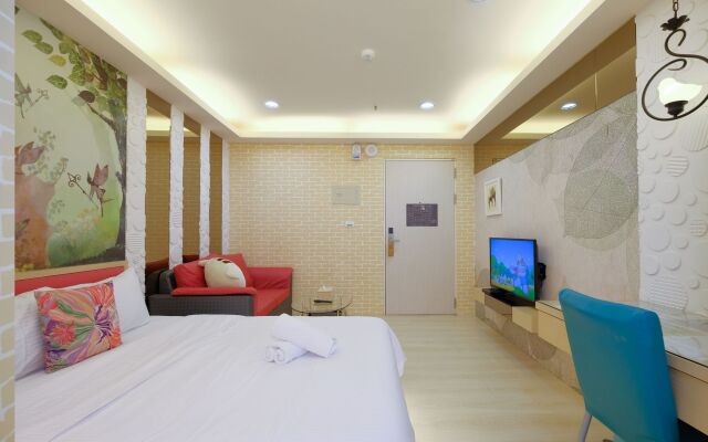 85 Asia Hotel
